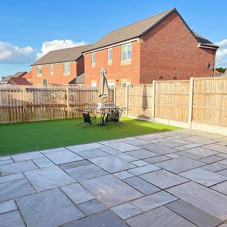 New Ollerton Parkgate Rest Apartment Exterior photo
